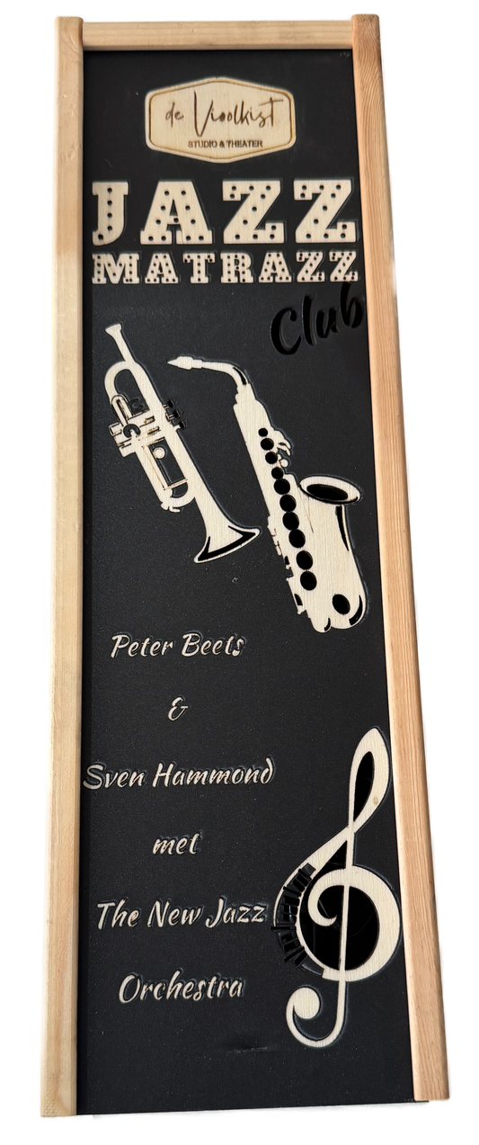 Wine box with violin cutout