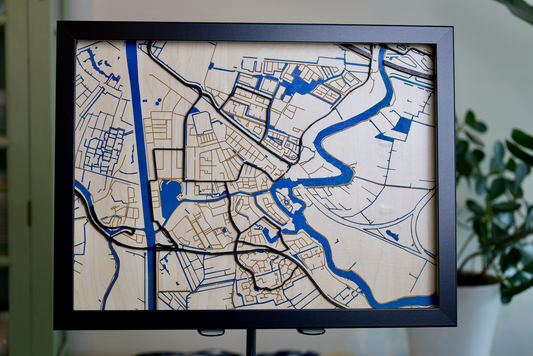 Houten 3D Kaart van Weesp met Glasplaat