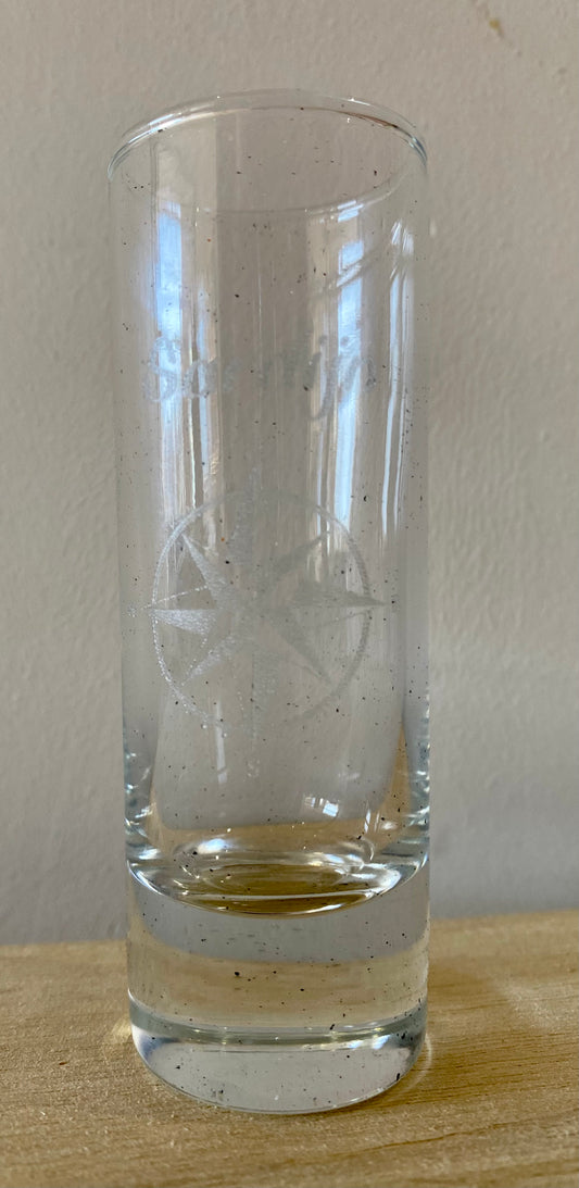 Gegraveerd Shotglas – Perfect passend bij de Luxe Houten Set