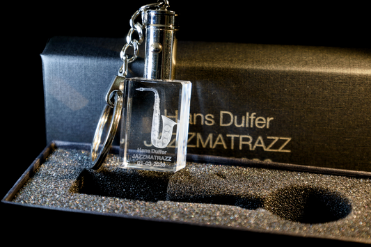 Sleutelhanger Saxofoon – 3D miniatuur met jouw eigen gravure