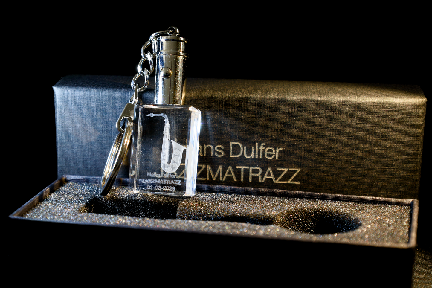 Sleutelhanger Saxofoon – 3D miniatuur met jouw eigen gravure