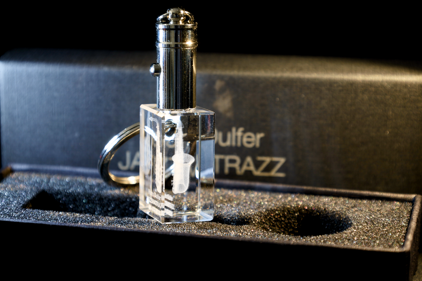 Sleutelhanger Saxofoon – 3D miniatuur met jouw eigen gravure