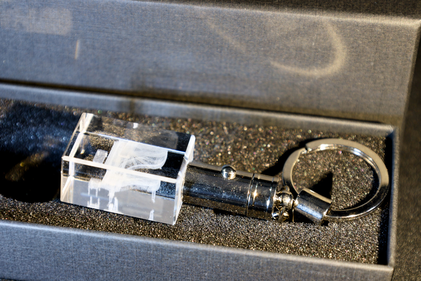 Sleutelhanger Piano – 3D miniatuur van een vleugel met jouw eigen gravure