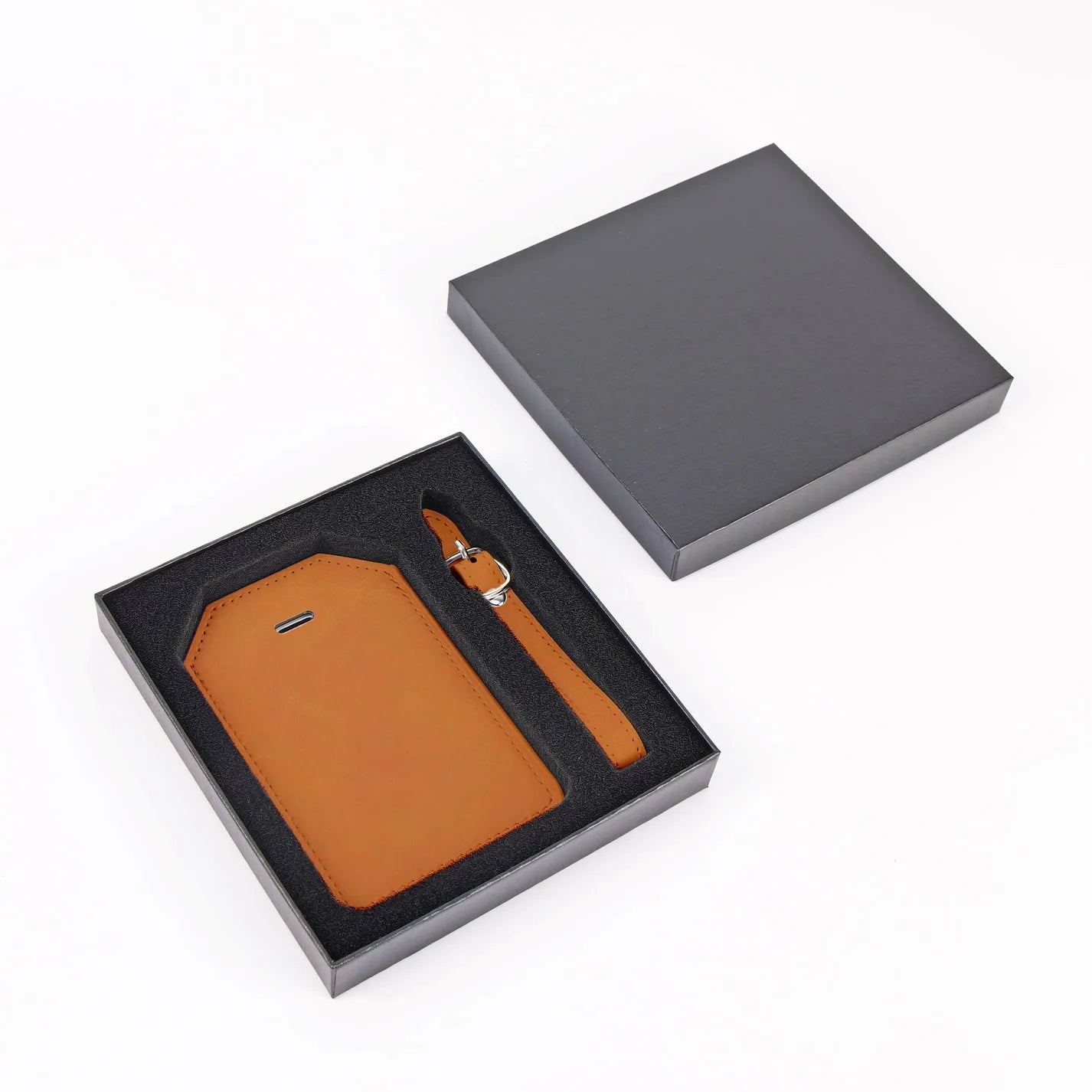 Luxe Reiskofferlabel met Privacyklep Rawhide (inclusief 2 kanten graveren!)