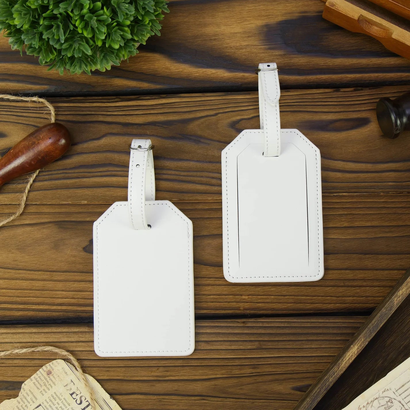 Luxe Reiskofferlabel met Privacyklep Wit (inclusief 2 kanten graveren!)