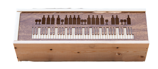 Wijnkistje met piano uitsnede