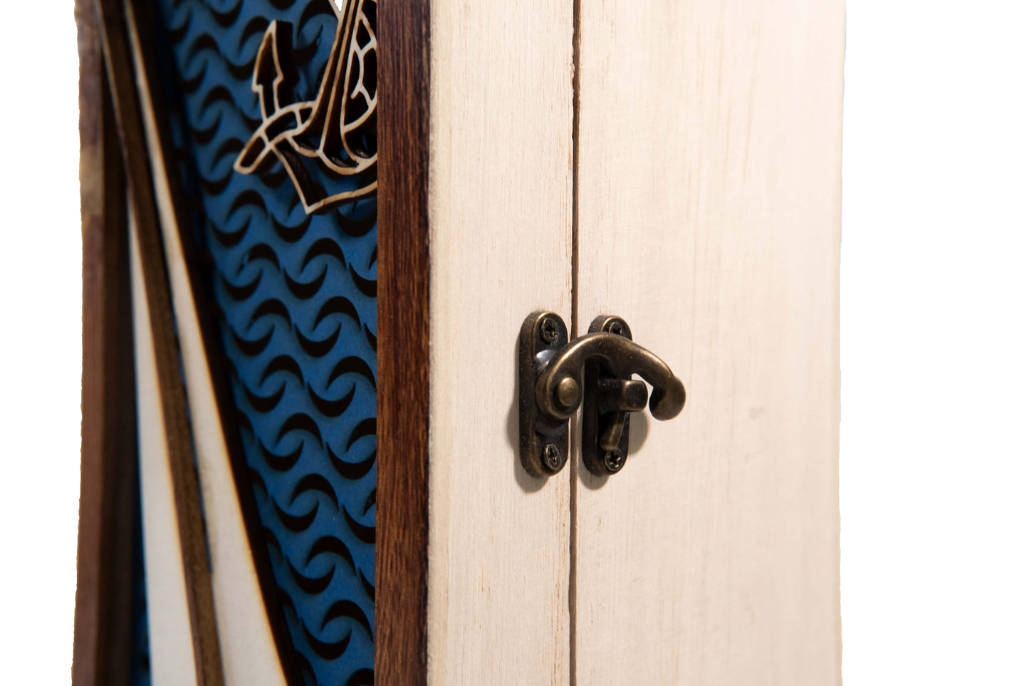 Wijnkistje Zeilboot uitsnede