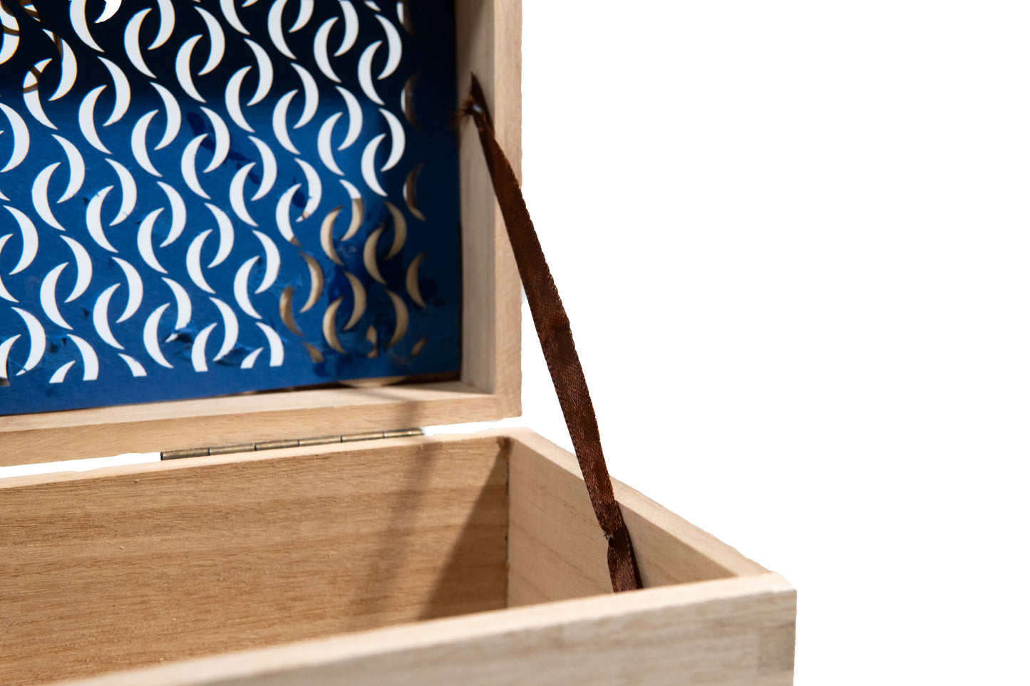 Wijnkistje Zeilboot uitsnede